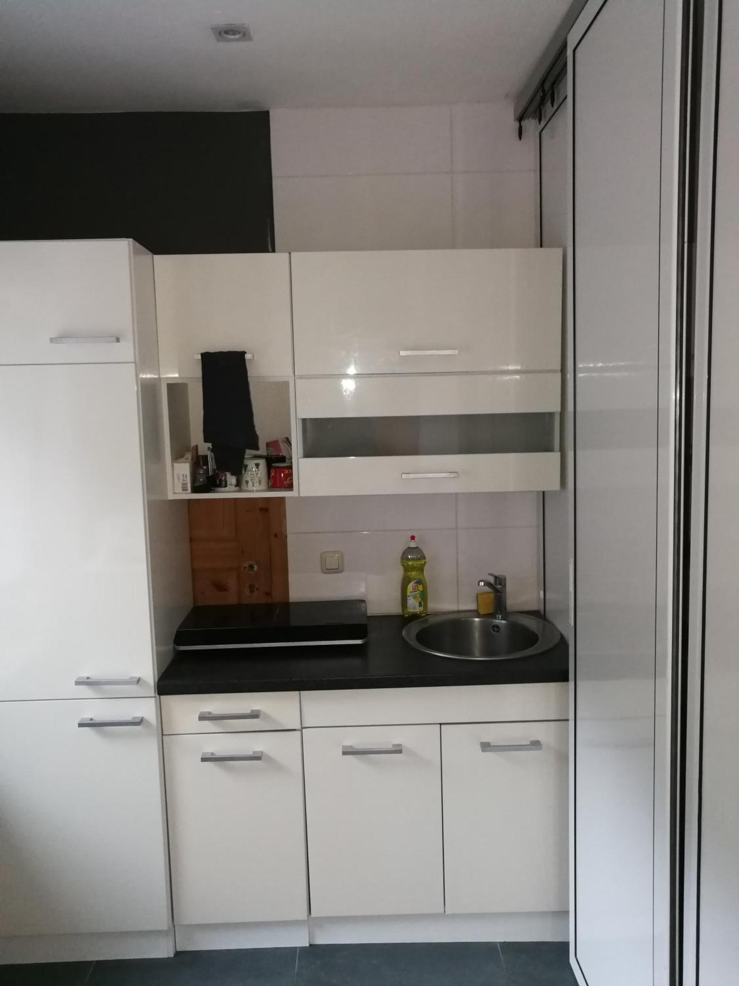 Wohlfuhloase - Zimmer, Appartment - Im Herzen Starnbergs Ruang foto